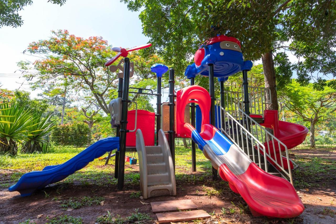 Diamond Hill Resort Nong Nam Daeng Exterior photo